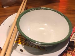 -炉小二铜锅牛蛙•川湘菜(三里屯店)