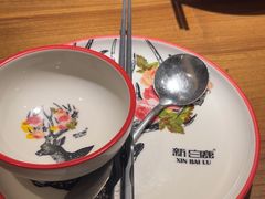 -新白鹿餐厅(滨江银泰店)