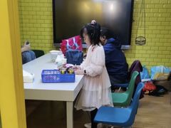 -英孚教育青少儿(昆城广场中心)