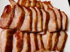 -河畔春天时尚餐厅