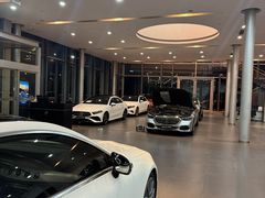 -杭州中升之星奔驰4S店(滨江店)