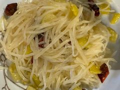酸辣土豆丝-肖四女乐山跷脚牛肉(南汇大学城生活广场店)