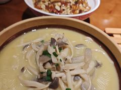 -蛮佬拾·乡里土菜馆(河西王府井店)