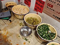 -柳州肥姨妈大骨螺蛳粉(万达中心店)