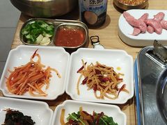 -青瓦餐厅·生鱼片·韩园烤肉(西塔店)