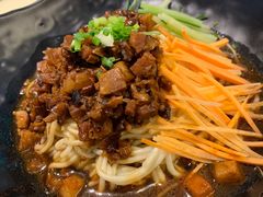 -三人行骨头王火锅(长寿店)