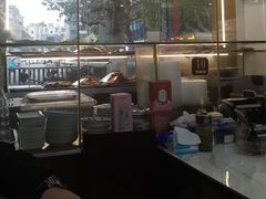 -余杨鸭鸭餐厅