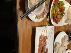 -泉畔人家·老济南经典鲁菜(大明湖店)