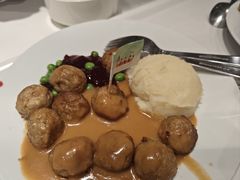 -宜家家居(四元桥商场店)