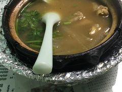 砂锅萝卜牛腩饭-阿政粤小馆(中央大街店)