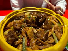 -多嘴肉蟹煲(万达店)