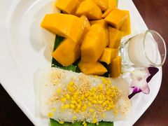 -Dang restaurant (patong phuket)