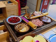 -卤校长重庆老火锅(南岗万达店)