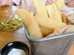 -more than meow吴止猫主题餐厅(承德 中船汇店)