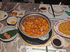 -禄婶鸡煲·打边炉
