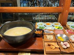 -银米·云南传统过桥米线(双廊黑金冠店)