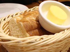 餐前面包-Entrecôte 法国牛扒馆(保利·时光里店)
