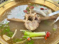 -周老三跷脚牛肉·全牛火锅(非遗传承店)