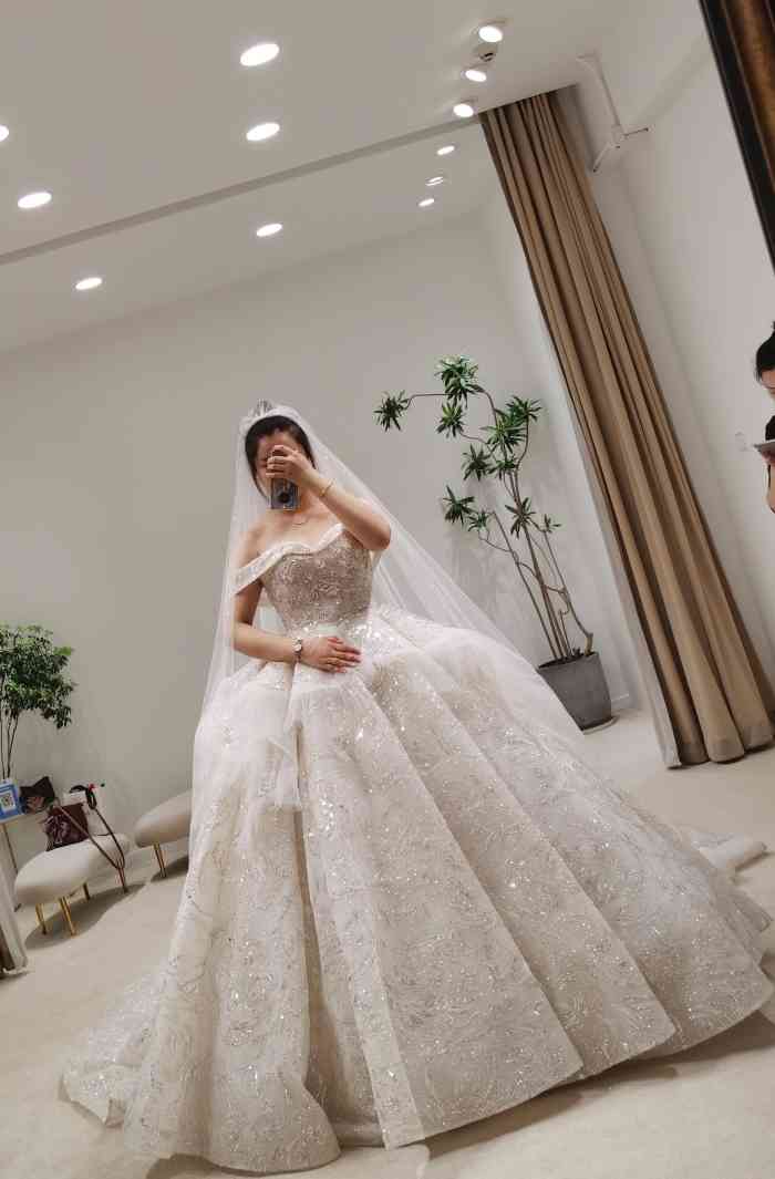 绮莉婚纱-"[自拍]试纱体验:绮莉太棒了,必须五星."-大众点评移动版