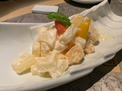 凤梨虾球-穹六人间 people 6(岳阳路店)
