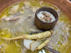 -朴小妹人参鸡汤火锅(长白山万达店)