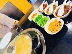 -丫丫汤膳打边炉(宏府408坊店)