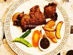 西冷牛排配薯角-92°C俄式厨房(中央大街店)