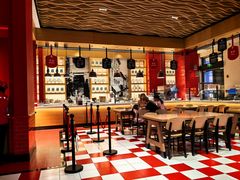 -城市大道红炉披萨烘焙坊