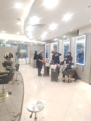 -八佰伴8008星级形象店