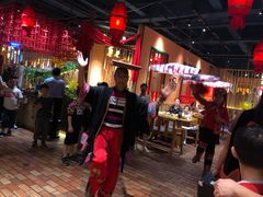 大堂-老滇山寨•云南特色菜•地方菜•民族风情歌舞表演(金碧店)