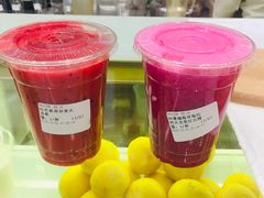 蔓越莓草莓红肉火龙果红石榴-Natural Moment天然果汁(天汇广场igc店)