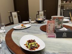 -梅花香里大酒店(郁金香路店)