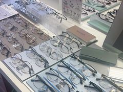 -罗伯特眼镜·蔡司官方授权(前海桂湾店)
