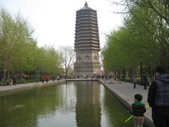 -玲珑塔公园