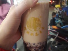 -阿姨奶茶专卖(舌涧道杭州惠民路创始店)
