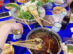 -马路边边串串香(苗栗路店)