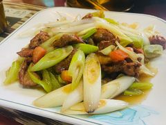 葱爆羊肉-新疆伊宁远征餐厅