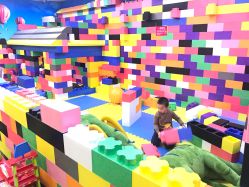 -开心哈乐亲子乐园(东森时尚百货店)