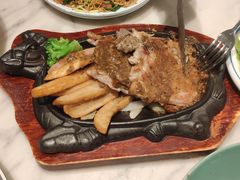 铁板杂扒黑椒汁-石板街港澳冰室(天环店)