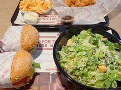 -The Habit Burger Grill 哈比特汉堡(复兴soho店)