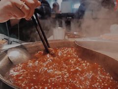红油菌汤鸳鸯锅-贰回巷火锅馆(钟楼店)