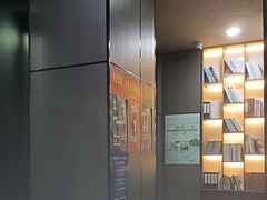 -丽辰酒店(深圳翻身地铁站店)