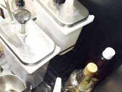 -星巴克(上海虹桥新天地二店)