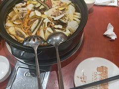 -菌之家·专业纯野生菌火锅·特色炒菌