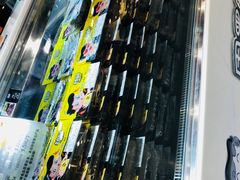 -周黑鸭(北京海淀区新中关店)