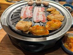 -明洞阿姨·韩式酱蟹烤肉·创意料理(三元桥店)