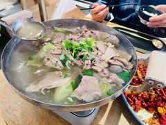 -川堂风·跷脚牛肉·乐山爆炒(宝山日月光店)