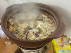 -威邵鸡煲(西华路总店)