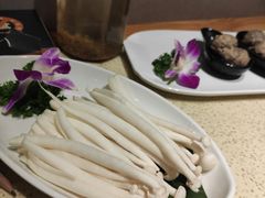 -煲大王猪肚鸡·椰子鸡火锅(红谷滩万达店)