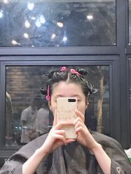 -PE SALON